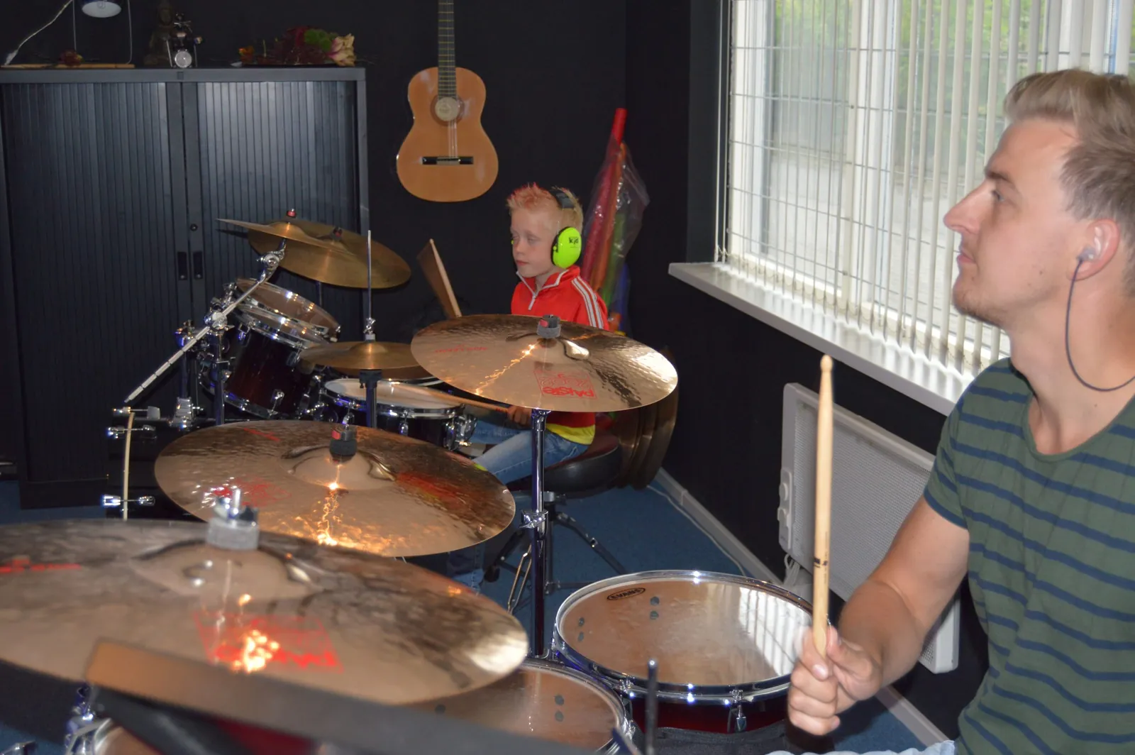 Drummen tegen Pesten foto 2