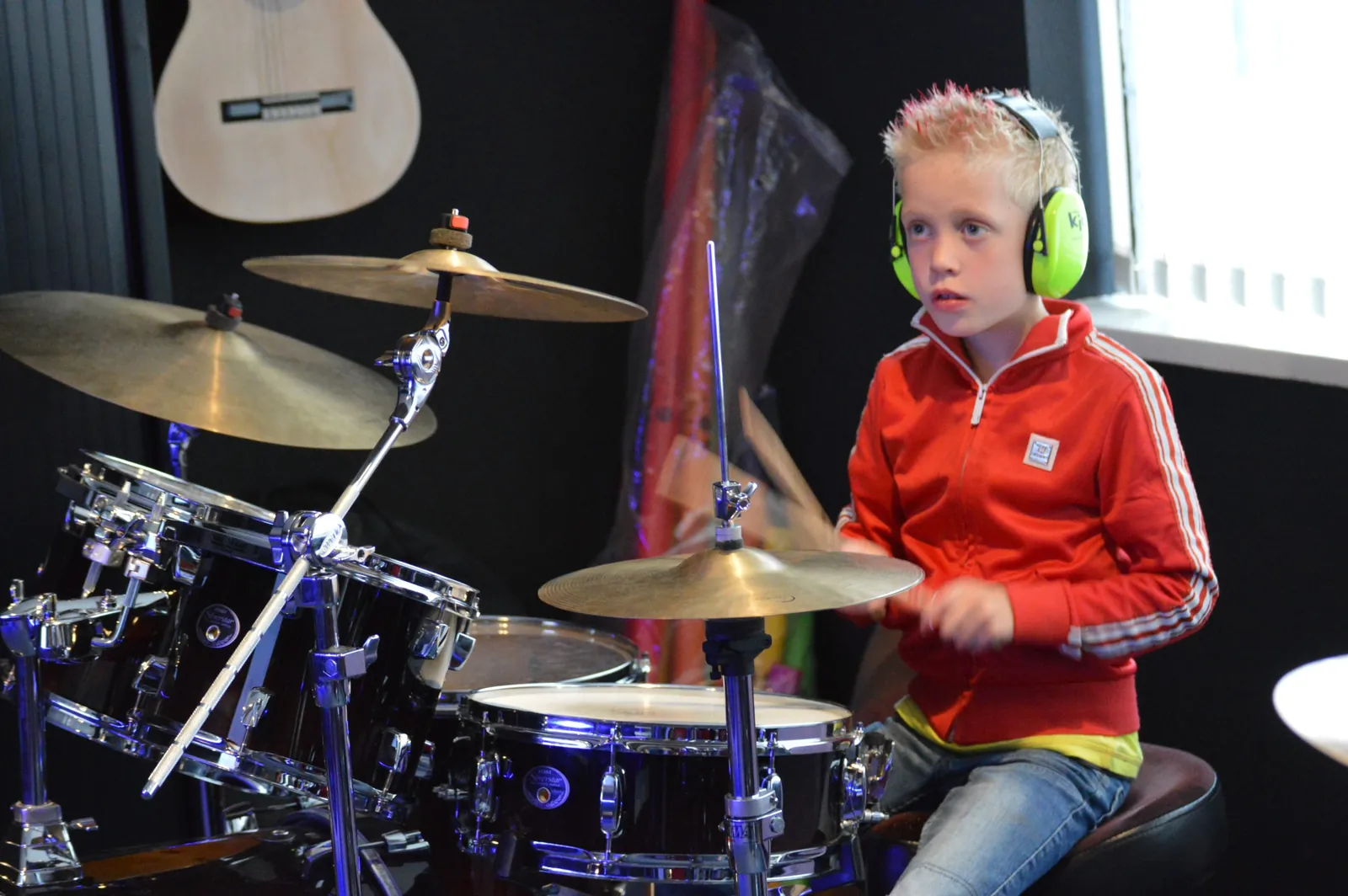 Drummen tegen Pesten foto 1